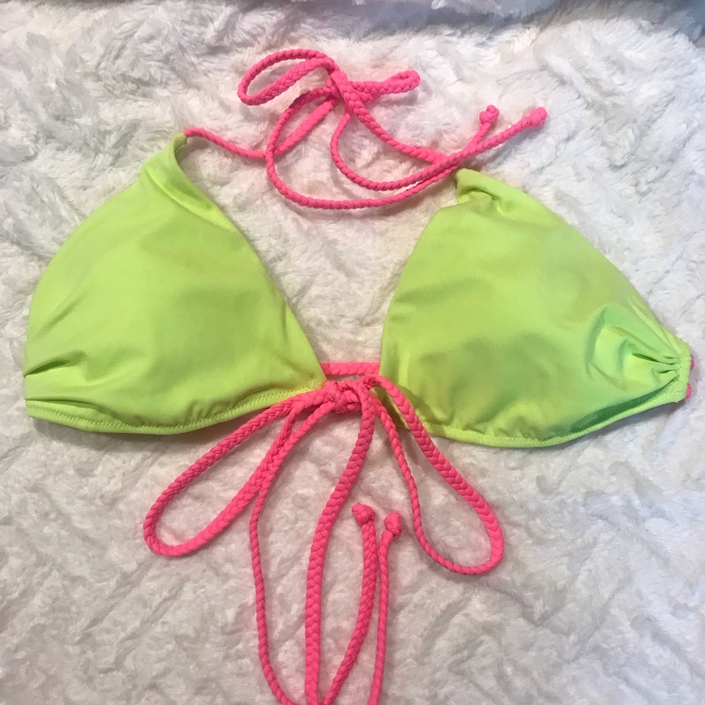 Victoria’s Secret bikini top - Picture 3 of 5